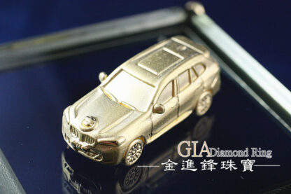 BMW休旅車黃金擺件 重1.62錢 G020582 - Image 3