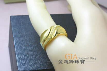 流線鑽沙黃金男戒 重2.80錢 G023498：圖片 5