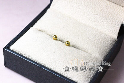 亮面金球黃金耳環 重0.18錢 G023699：圖片 4