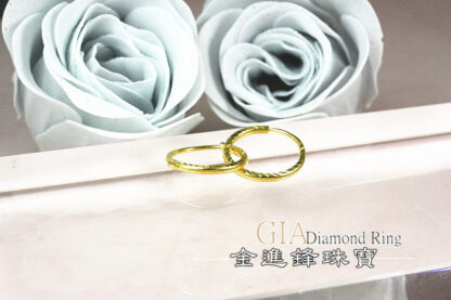 亮面斜紋黃金耳環 重0.34錢 G023719：圖片 3