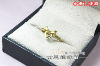 蝴蝶結黃金女戒 重0.66錢 G023974